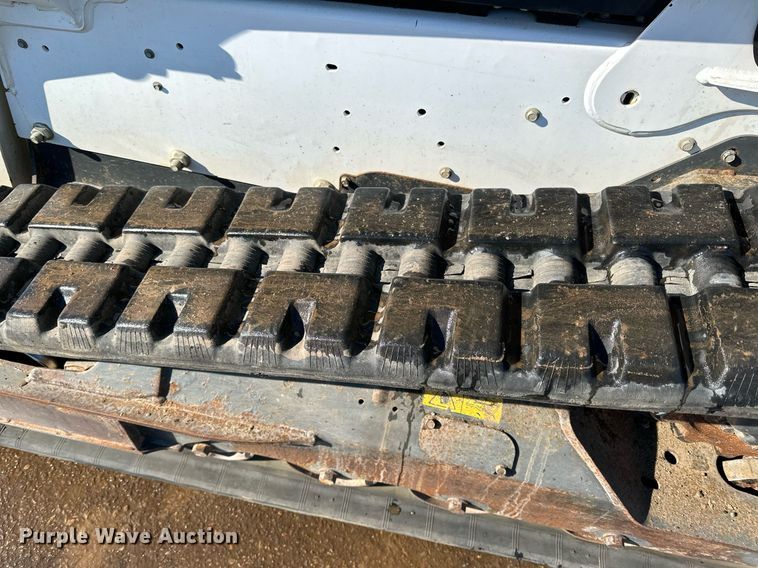 image for item DL7882 2019 Bobcat T650 tracked skid steer loader