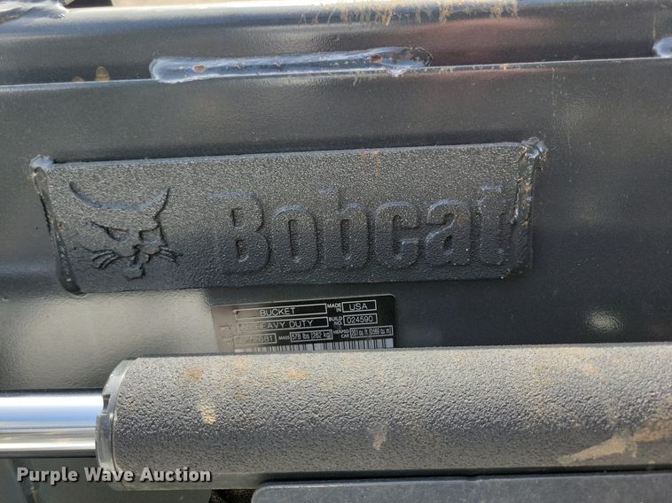 image for item DL7883 2021 Bobcat T76 skid steer loader