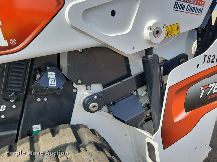image for item DL7883 2021 Bobcat T76 skid steer loader