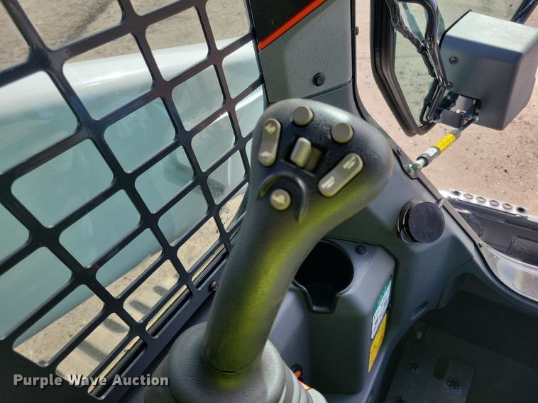 image for item DL7883 2021 Bobcat T76 skid steer loader