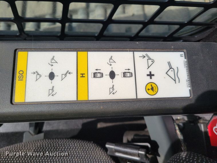 image for item DL7883 2021 Bobcat T76 skid steer loader