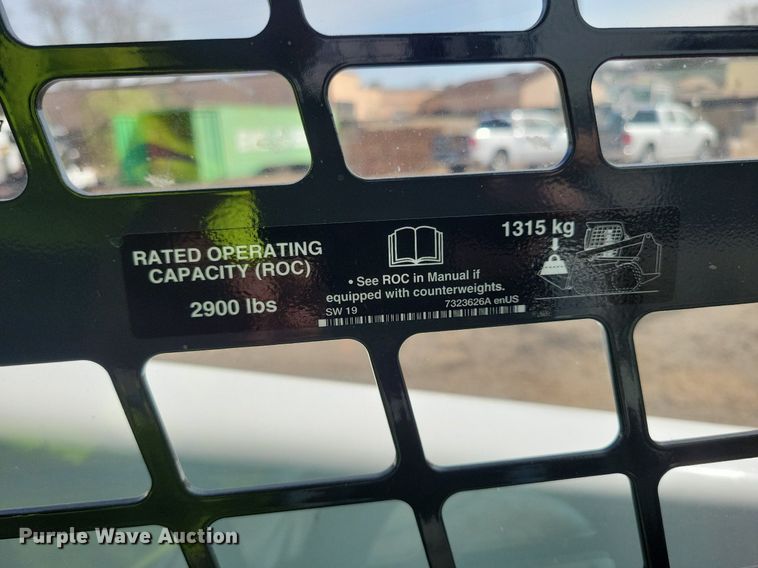 image for item DL7883 2021 Bobcat T76 skid steer loader