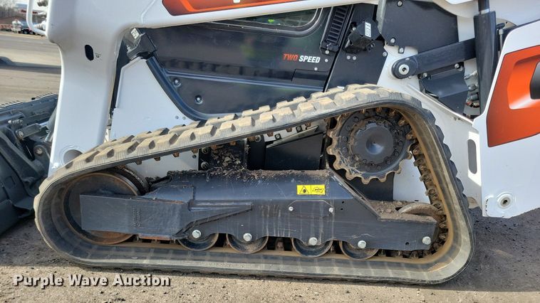 image for item DL7883 2021 Bobcat T76 skid steer loader