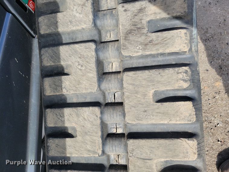 image for item DL7883 2021 Bobcat T76 skid steer loader