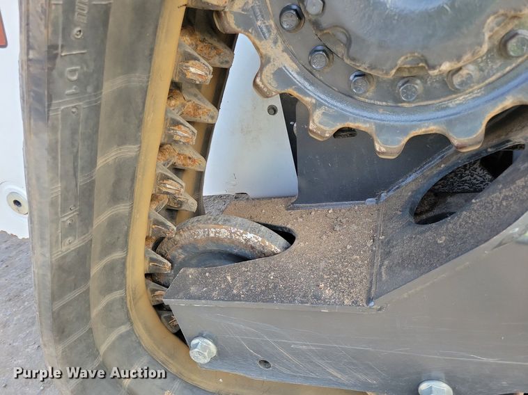 image for item DL7883 2021 Bobcat T76 skid steer loader