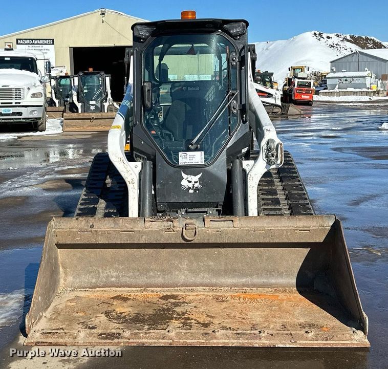image for item DL7884 2021 Bobcat T76 tracked skid steer loader