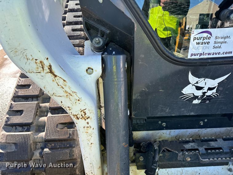 image for item DL7884 2021 Bobcat T76 tracked skid steer loader