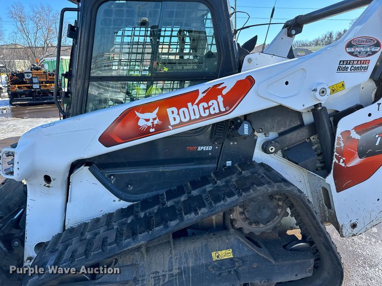 image for item DL7884 2021 Bobcat T76 tracked skid steer loader