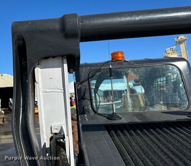 image for item DL7884 2021 Bobcat T76 tracked skid steer loader