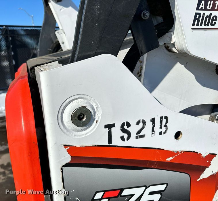 image for item DL7884 2021 Bobcat T76 tracked skid steer loader