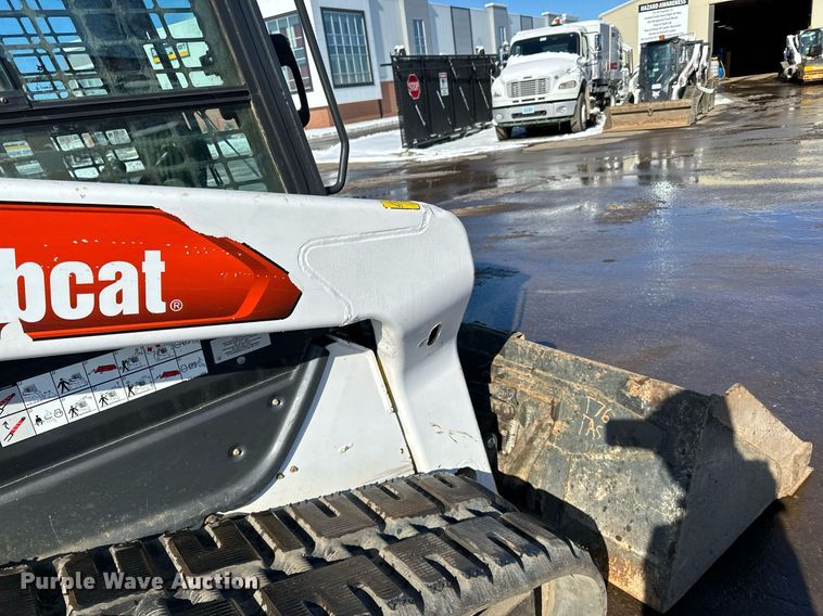image for item DL7884 2021 Bobcat T76 tracked skid steer loader