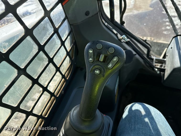 image for item DL7884 2021 Bobcat T76 tracked skid steer loader