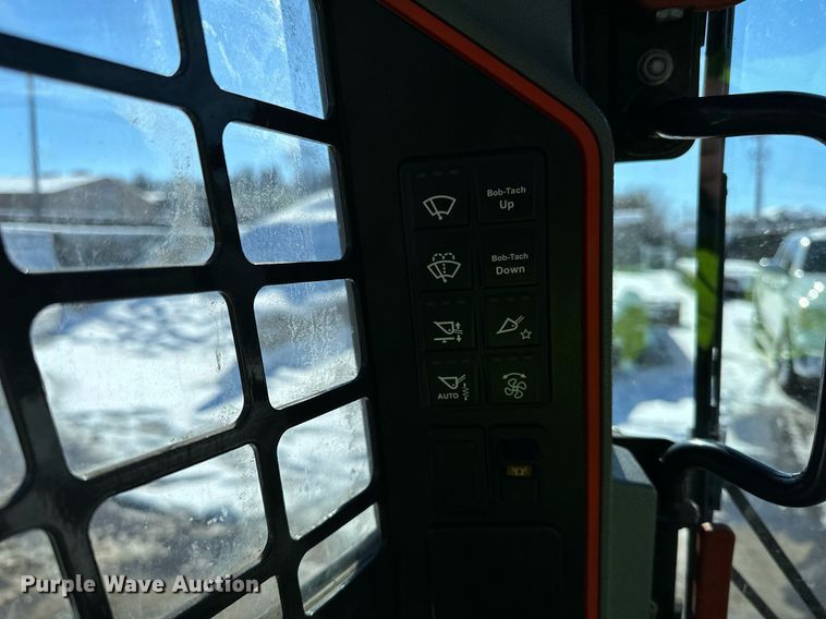 image for item DL7884 2021 Bobcat T76 tracked skid steer loader