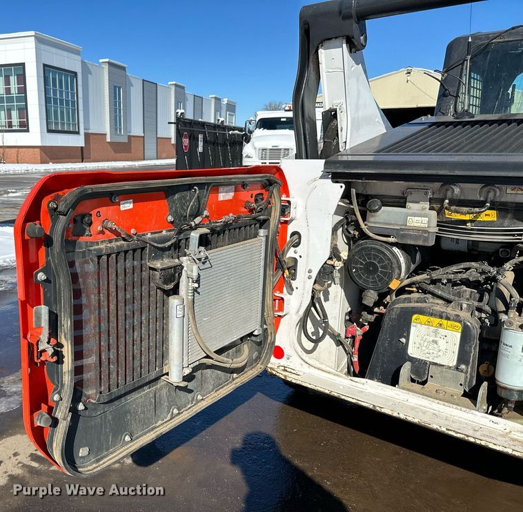 image for item DL7884 2021 Bobcat T76 tracked skid steer loader