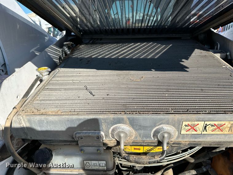 image for item DL7884 2021 Bobcat T76 tracked skid steer loader