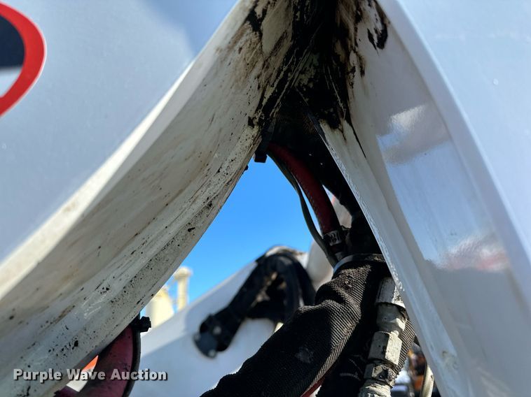 image for item DL7885 2019 Bobcat S770 skid steer loader