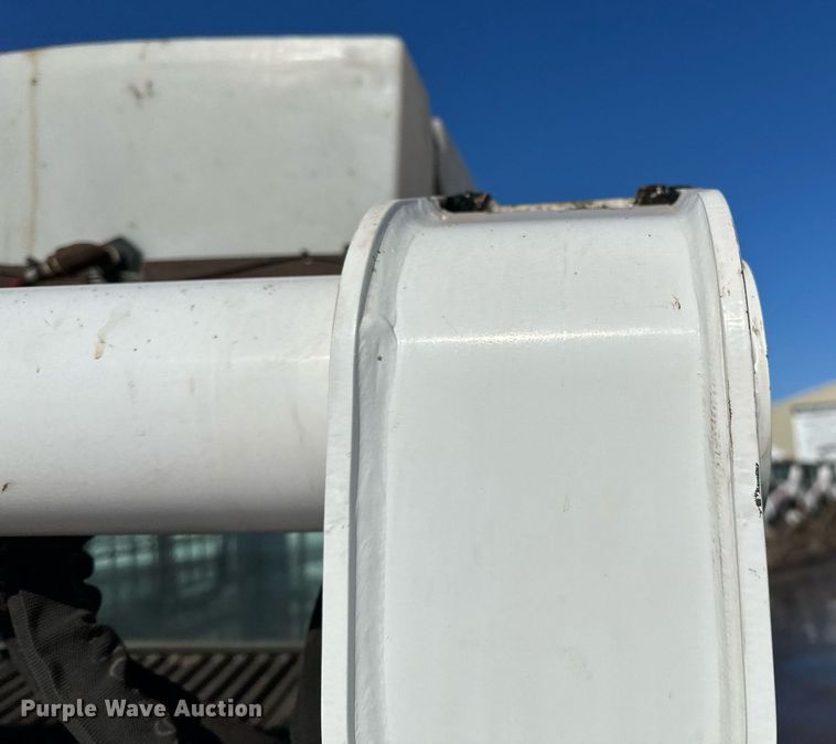 image for item DL7885 2019 Bobcat S770 skid steer loader