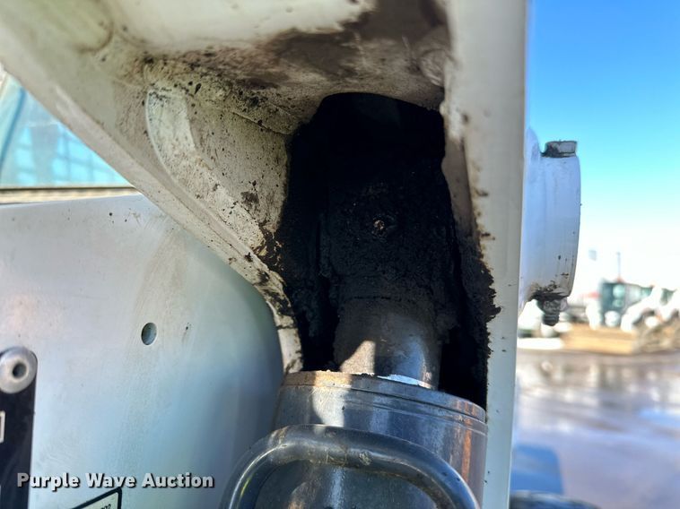 image for item DL7885 2019 Bobcat S770 skid steer loader