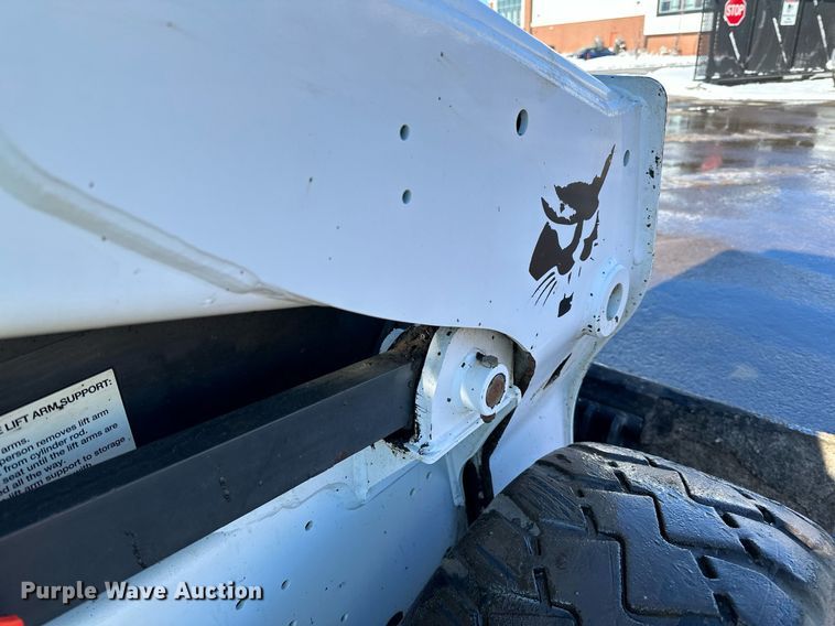 image for item DL7885 2019 Bobcat S770 skid steer loader