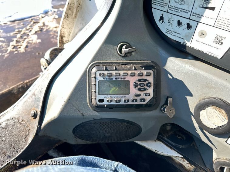 image for item DL7885 2019 Bobcat S770 skid steer loader