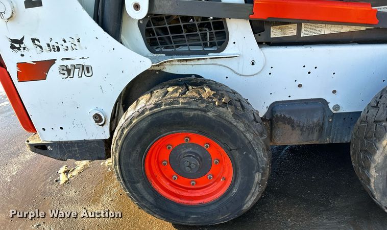 image for item DL7885 2019 Bobcat S770 skid steer loader
