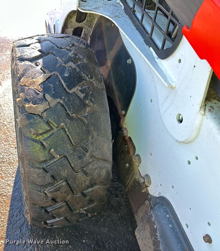 image for item DL7885 2019 Bobcat S770 skid steer loader