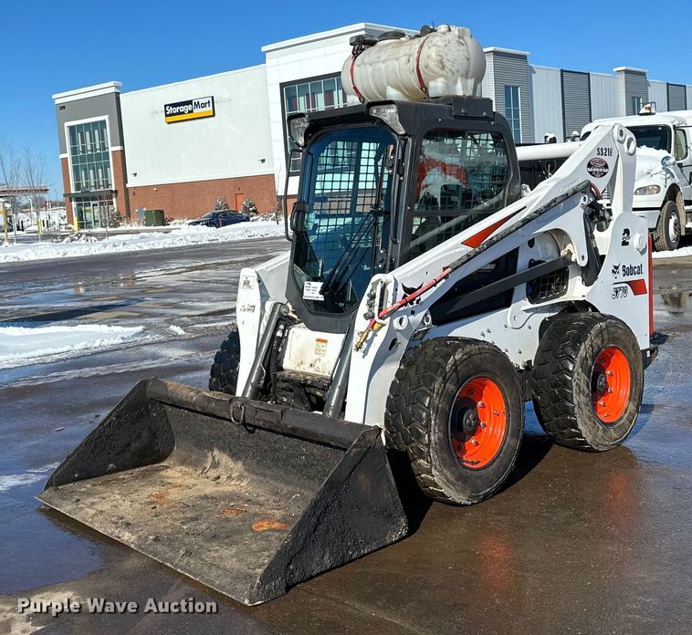 image for item DL7886 2021 Bobcat S770 skid steer loader