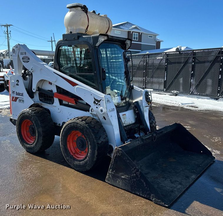 image for item DL7886 2021 Bobcat S770 skid steer loader