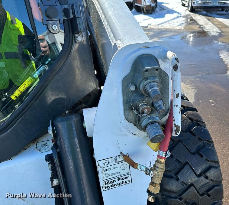 image for item DL7886 2021 Bobcat S770 skid steer loader