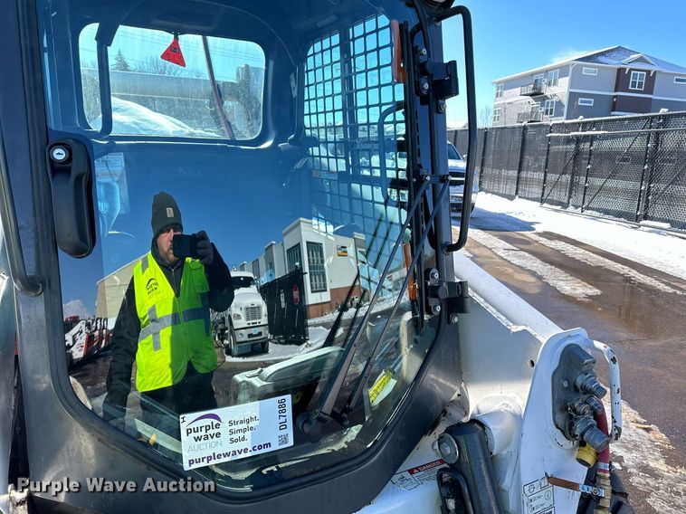 image for item DL7886 2021 Bobcat S770 skid steer loader