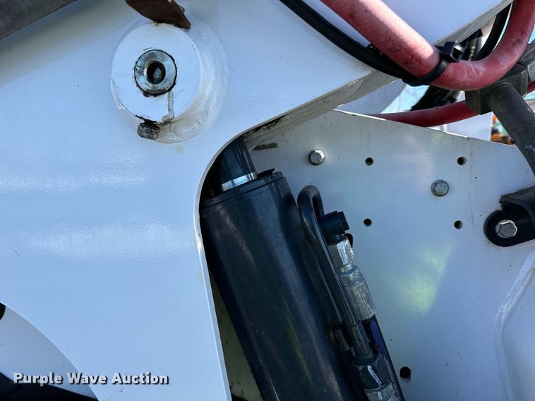 image for item DL7886 2021 Bobcat S770 skid steer loader