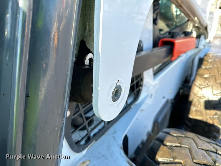 image for item DL7886 2021 Bobcat S770 skid steer loader