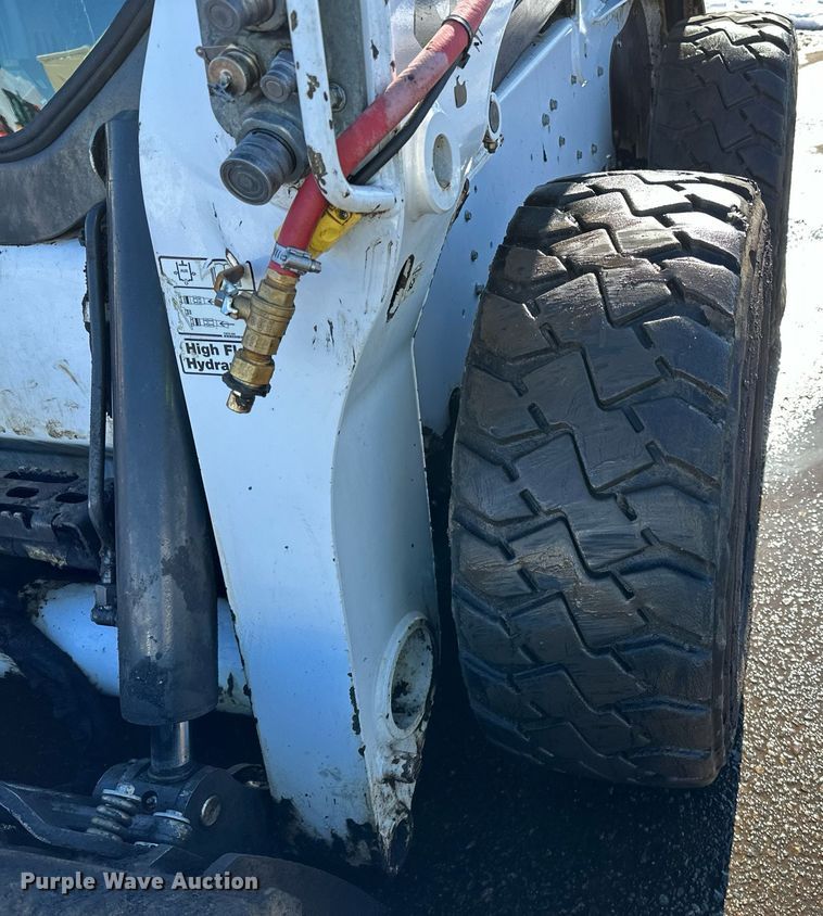 image for item DL7886 2021 Bobcat S770 skid steer loader