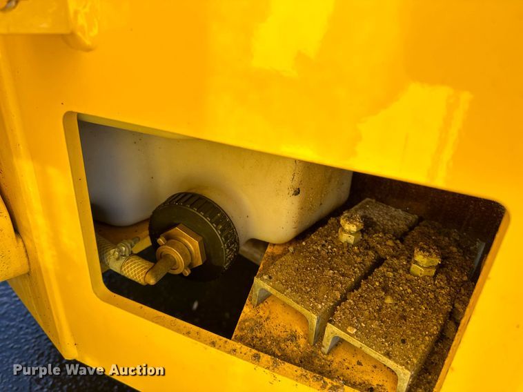 image for item DL7887 2021 Bomag BW138AD double drum vibratory roller