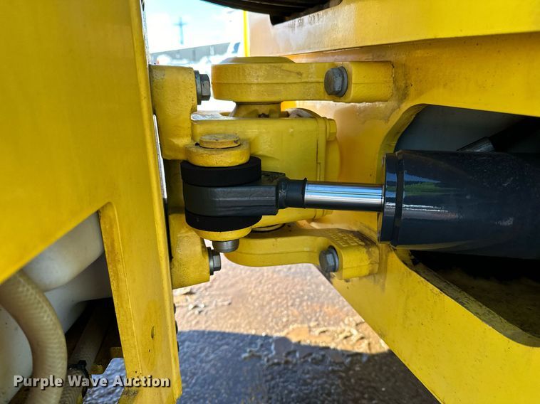 image for item DL7887 2021 Bomag BW138AD double drum vibratory roller