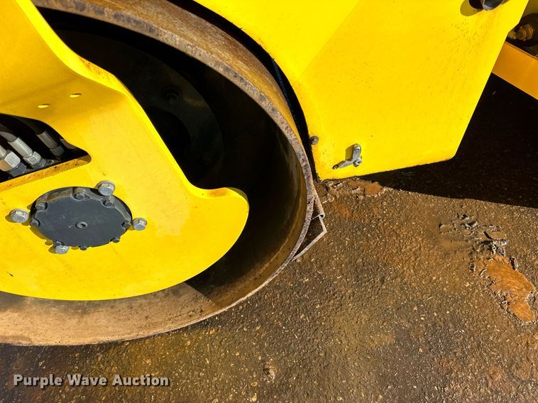 image for item DL7887 2021 Bomag BW138AD double drum vibratory roller