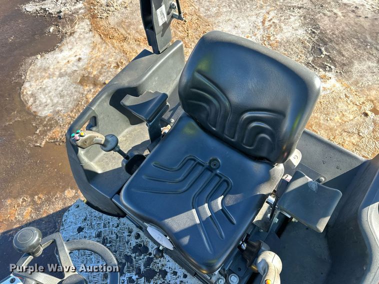 image for item DL7887 2021 Bomag BW138AD double drum vibratory roller