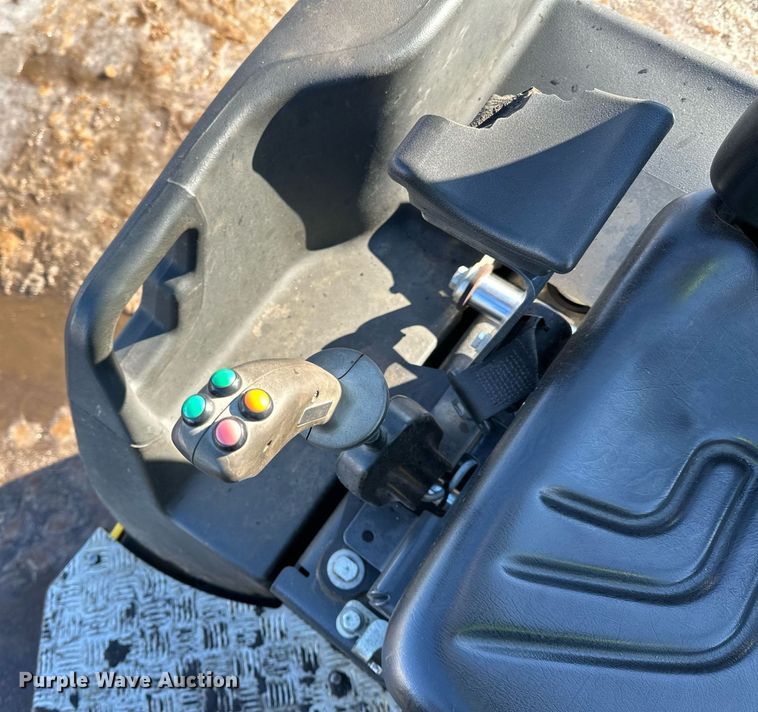 image for item DL7887 2021 Bomag BW138AD double drum vibratory roller