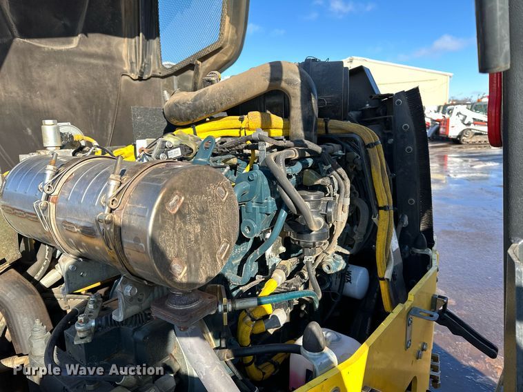 image for item DL7887 2021 Bomag BW138AD double drum vibratory roller