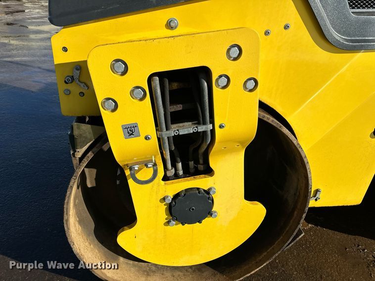 image for item DL7887 2021 Bomag BW138AD double drum vibratory roller