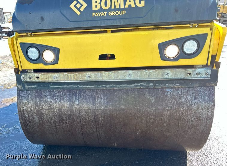 image for item DL7887 2021 Bomag BW138AD double drum vibratory roller