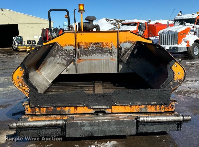 image for item DL7888 2019 LeeBoy 8510E paver