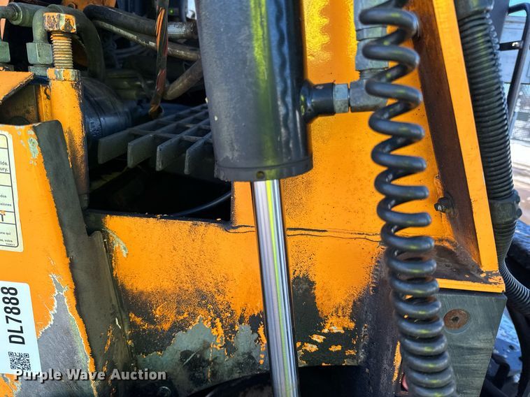 image for item DL7888 2019 LeeBoy 8510E paver