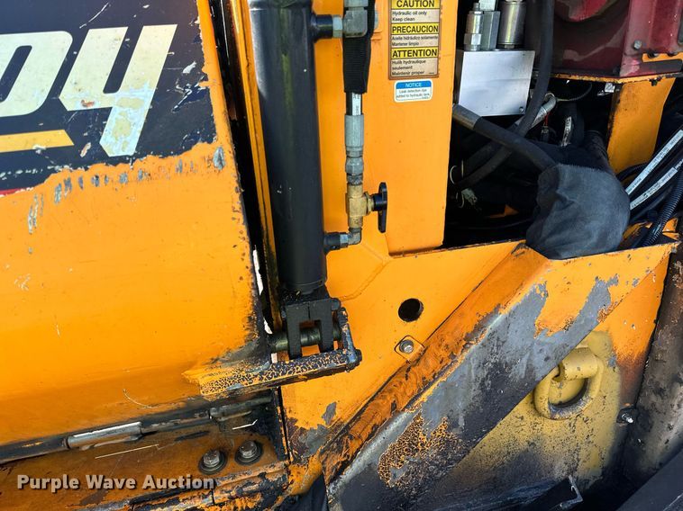 image for item DL7888 2019 LeeBoy 8510E paver