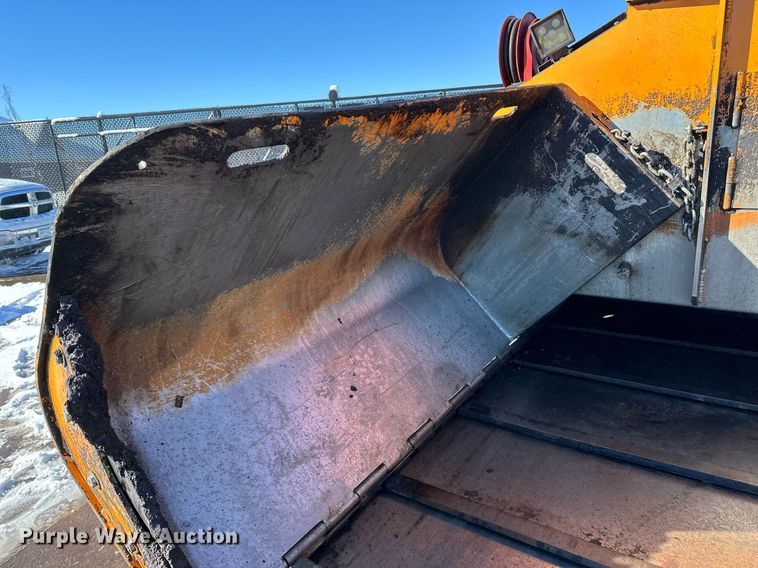 image for item DL7888 2019 LeeBoy 8510E paver