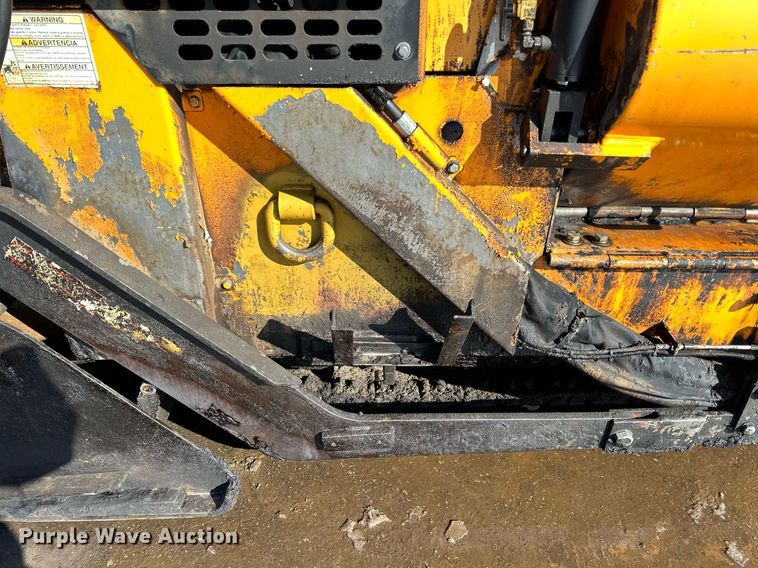 image for item DL7888 2019 LeeBoy 8510E paver