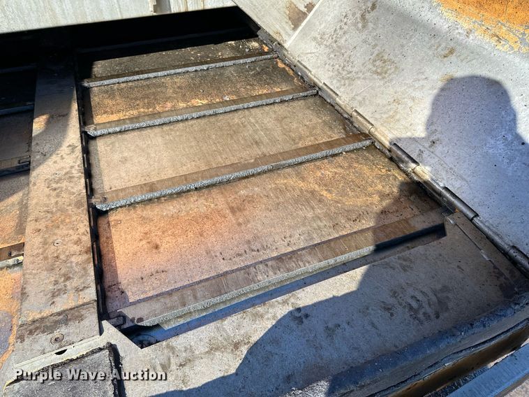 image for item DL7888 2019 LeeBoy 8510E paver