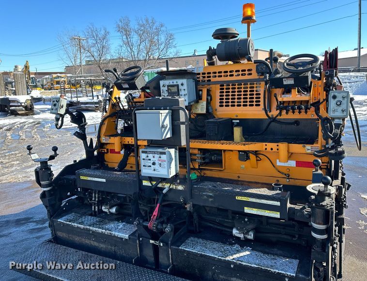 image for item DL7888 2019 LeeBoy 8510E paver