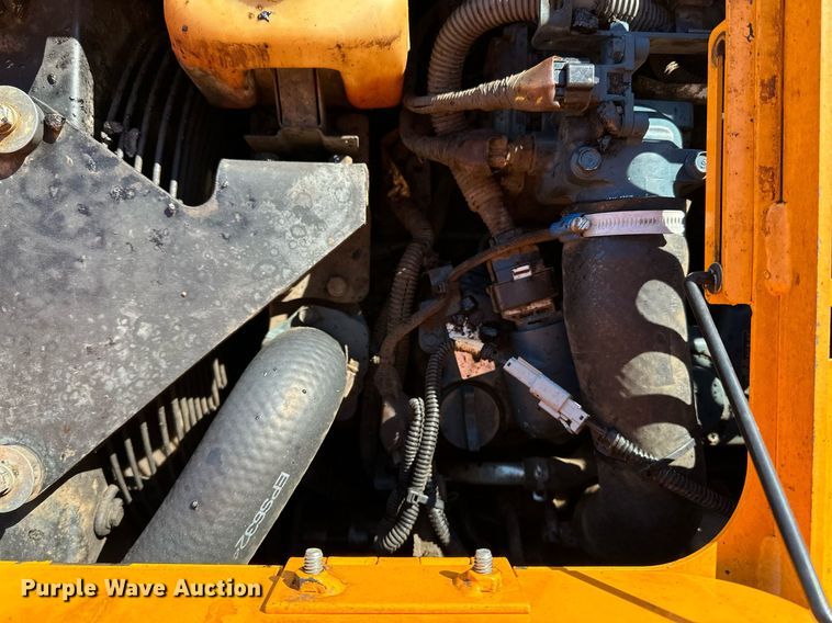 image for item DL7888 2019 LeeBoy 8510E paver