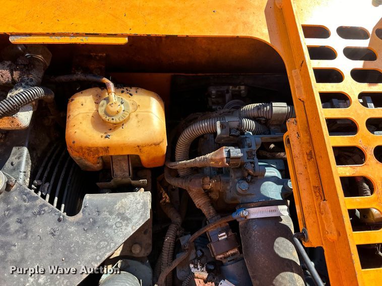 image for item DL7888 2019 LeeBoy 8510E paver